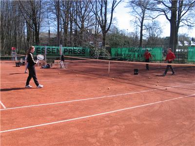 Tennisinitiatie tijdens Open Deur voor de jeugd